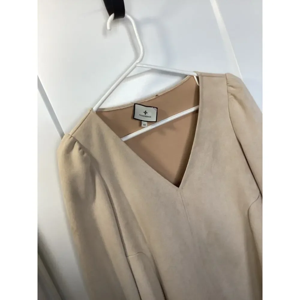 Tuckernuck Women's Bone Suede‎ Easton Swing Blouse Top Minimalist Beige Size XS